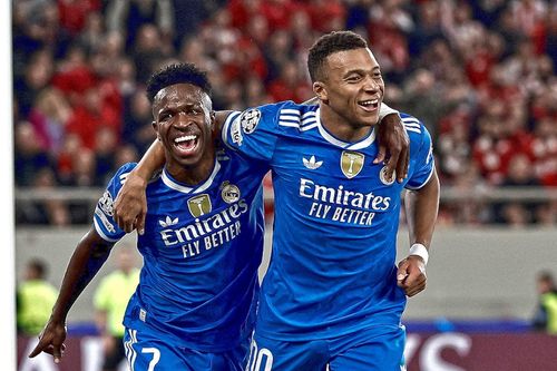 Mbappe lập kỳ tích Cúp C1 sau cú 'poker' cho Real Madrid
