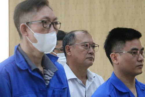 Cựu giám đốc Sở Y tế hầu tòa vì gây thiệt hại hơn 18 tỷ đồng