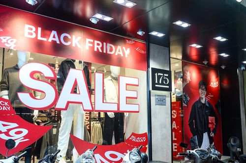 Cơ hội 'săn' hàng giảm giá lớn nhất năm, Black Friday 2025 là ngày nào?