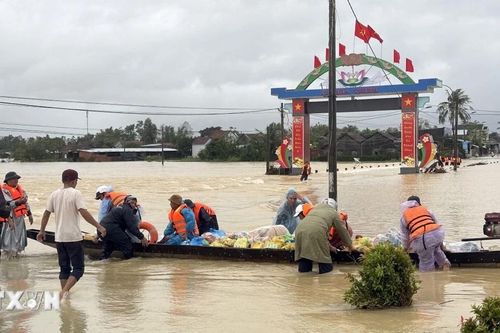Xây dựng các kịch bản và chủ động vận hành hạ thấp mực nước đón lũ
