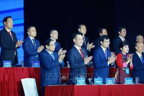 Thủ tướng dự Đại hội đại biểu toàn quốc Hội Doanh nhân trẻ Việt Nam lần thứ VIII