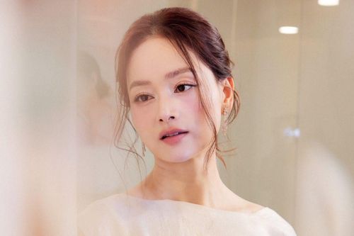 Đôi bông tai kim cương của Lan Phương
