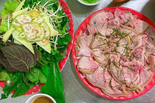 Món ăn chỉ có ở Đà Nẵng từng lọt Top 100 đặc sản Việt Nam, xuất hiện trong mọi mâm cỗ cưới hỏi và giỗ chạp