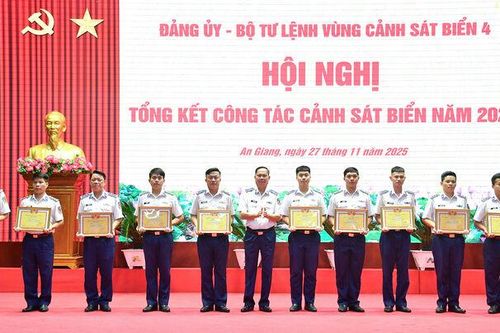 Bộ Tư lệnh Vùng Cảnh sát biển 4 hoàn thành xuất sắc nhiệm vụ năm 2025