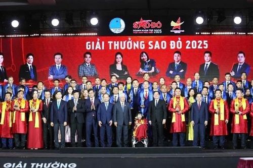 11 doanh nhân trẻ xuất sắc được trao tặng Giải thưởng Sao Đỏ 2025