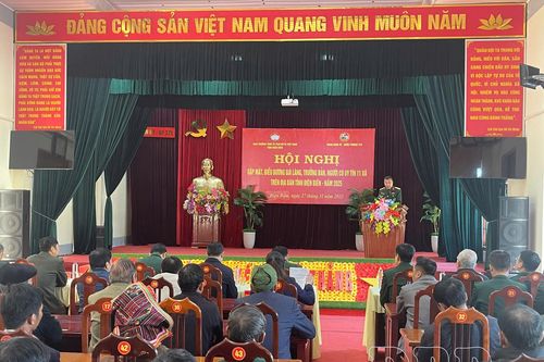 Gặp mặt, biểu dương già làng, trưởng bản, người có uy tín năm 2025