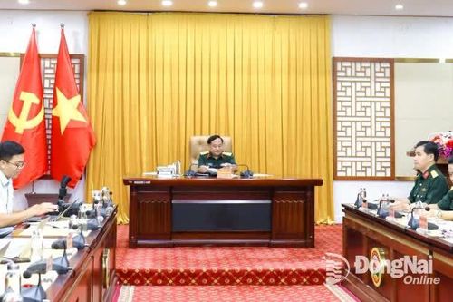 Phối hợp tuyên truyền kỷ niệm 80 năm Ngày Truyền thống lực lượng vũ trang Quân khu 7