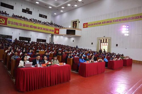 Diễn đàn 'Xây dựng tình bạn đẹp - nói không với bạo lực học đường'
