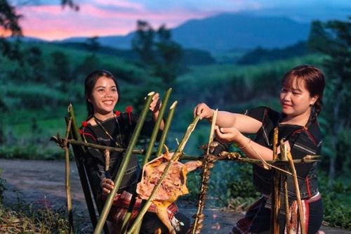 Buôn Mơ Hra: Tìm về nét văn hóa Bahnar nguyên bản ở Gia Lai