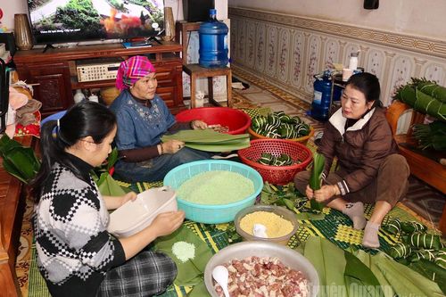 Người dân Tuyên Quang hướng về vùng lũ