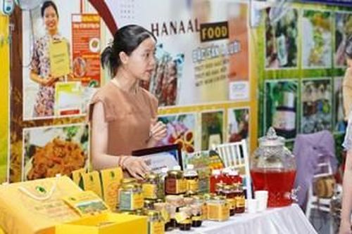 Khai thác, phát triển giá trị nhãn hiệu trên địa bàn thành phố Huế