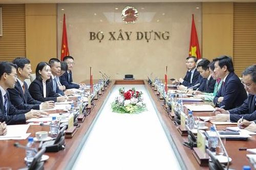 Tăng cường hợp tác phát triển nhà ở và đô thị nông thôn với Quảng Tây