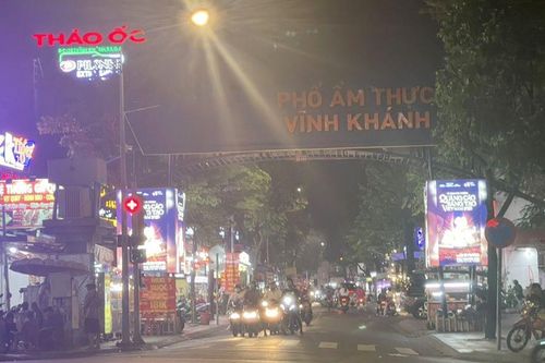 Trải nghiệm ấn tượng tại phố ẩm thực vừa lọt top 10 đường phố thú vị nhất thế giới