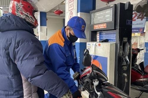 Giá xăng dầu đồng loạt giảm mạnh