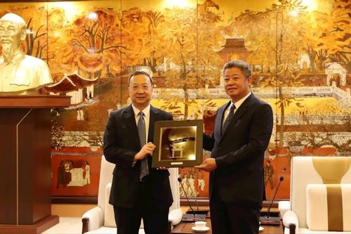 Tăng cường hợp tác giữa Hà Nội và thành phố Quảng Châu