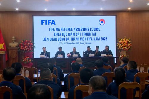 Khai mạc khóa học giám sát trọng tài LĐBĐ thành viên FIFA