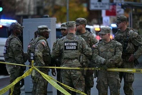 Nhà Trắng phong tỏa khẩn cấp sau vụ nổ súng gây rúng động thủ đô Washington D.C
