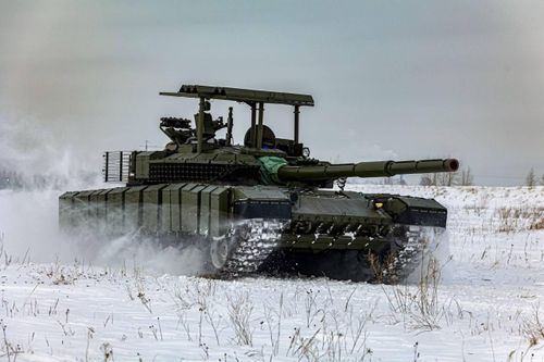 Soi sức mạnh dòng xe tăng T-80BVM Nga trên chiến trường