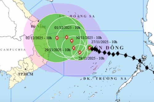 Tin mới nhất bão số 15 Koto: Giật cấp 15, di chuyển chậm lại trên Biển Đông