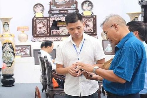 Cho phép sử dụng địa danh 'Chuyên Mỹ' đăng ký bảo hộ nhãn hiệu khảm trai, sơn mài