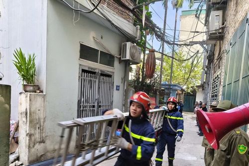 Xử lý nhanh tình huống cháy giả định do chập điện