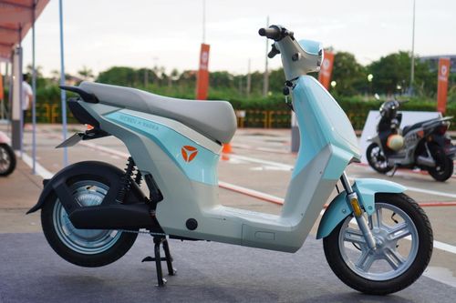 Chọn xe máy điện nào cho học sinh, sinh viên, giá dưới 20 triệu?