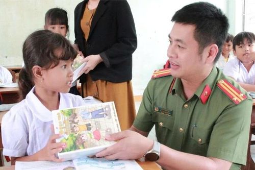 Ngành giáo dục và đào tạo tỉnh Đắk Lắk tập trung khắc phục hậu quả mưa lũ