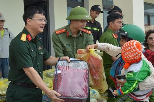 Bắc Ninh: Thăm hỏi, hỗ trợ đồng bào vùng lũ miền trung và Tây nguyên