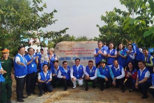 Vườn cây đại đoàn kết chào mừng Đại hội đại biểu Mặt trận Tổ quốc Việt Nam Thành phố Hồ Chí Minh