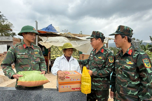 Tình người ở Hòa Thịnh