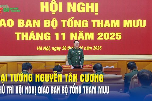 Đại tướng Nguyễn Tân Cương chủ trì Hội nghị giao ban Bộ Tổng Tham mưu