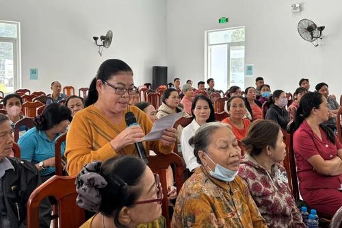 Cử tri mong muốn phát huy hiệu quả các trụ sở dôi dư