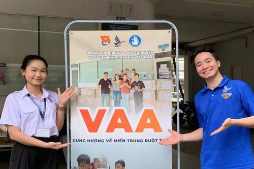 Học viện Hàng không Việt Nam hỗ trợ khẩn cấp 6 tỷ đồng cho miền Trung, sinh viên