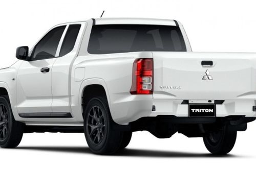 Cận cảnh Mitsubishi Triton Mega Cab STREET vừa trình làng tại Đông Nam Á