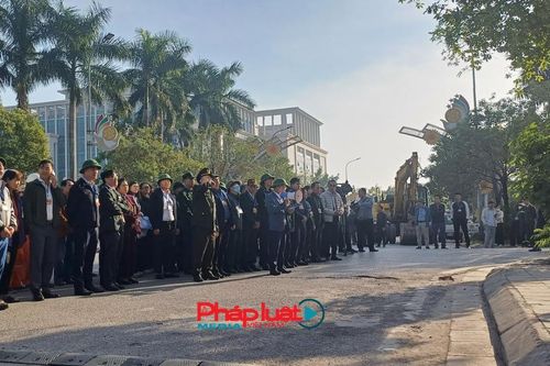 Xã Đông Anh tiến hành cưỡng chế công trình vi phạm tại khu giãn dân thôn Phan Xá