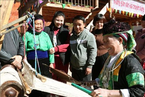 Tạo trải nghiệm đặc sắc nhằm thu hút du khách đến Đồng Văn