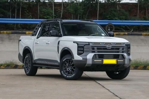 Xe bán tải Nissan mạnh 410 mã lực, giá hơn 630 triệu, so kè với Ford Ranger Raptor