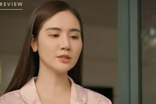 Phim giờ vàng tối nay 28/11: Huyền Lizzie bị chồng 'ghen bóng ghen gió'