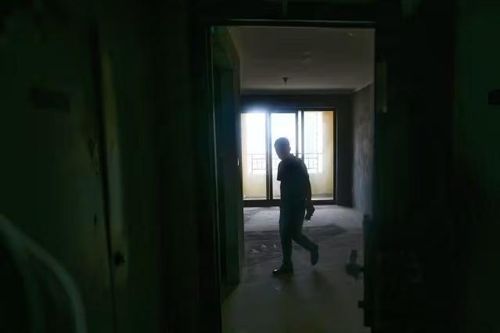 'Người chuột' - Hiện tượng giới trẻ Trung Quốc sống ẩn dật gây áp lực lớn lên kinh tế tiêu dùng