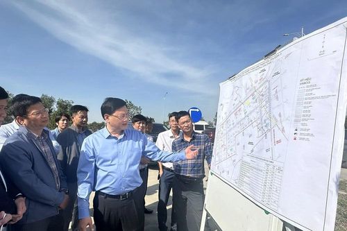 Đẩy nhanh tiến độ triển khai thực hiện Dự án đầu tư xây dựng và kinh doanh kết cấu hạ tầng KCN Thăng Long Thanh Hóa
