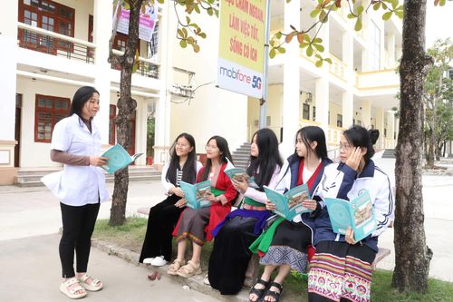 Chăm sóc sức khỏe sinh sản tuổi vị thành niên: Hành trang tương lai cho thế hệ trẻ