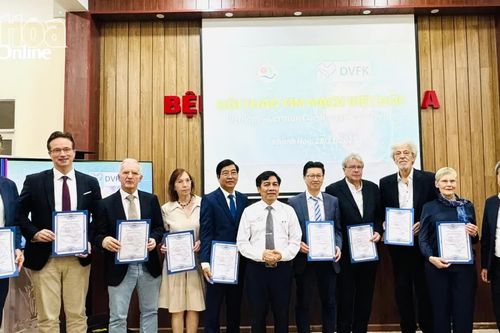 Hơn 70 chuyên gia, bác sĩ tham gia hội thảo tim mạch
