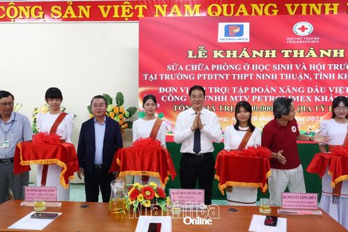 Khánh thành công trình sửa chữa phòng ở học sinh và hội trường Trường Phổ thông Dân tộc nội trú THPT Ninh Thuận