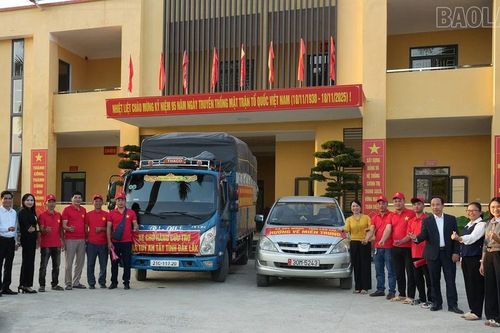 Quy Mông chung tay cứu trợ đồng bào vùng lũ xã Tuy An Tây, tỉnh Đắk Lắk