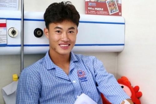 CLB Hà Nội tổn thất lớn: Văn Trường nghỉ hết mùa giải