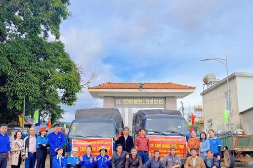 Tuổi trẻ xã Bảo Lâm 2 hỗ trợ bà con vùng lũ Ka Đô, Hiệp Thạnh và D'Ran