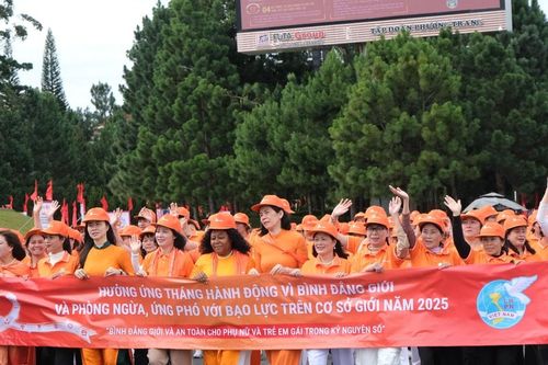 Mít tinh hưởng ứng Tháng Hành động vì bình đẳng giới năm 2025