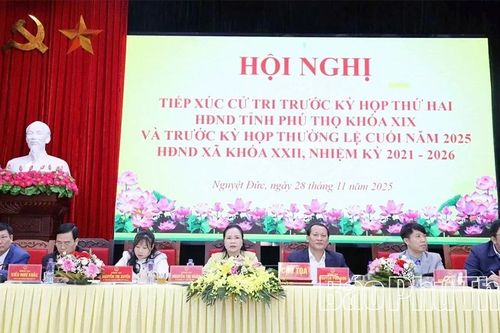 Tổ đại biểu HĐND tỉnh cụm Yên Lạc tiếp xúc cử tri trước Kỳ họp thứ Hai, HĐND tỉnh khóa XIX