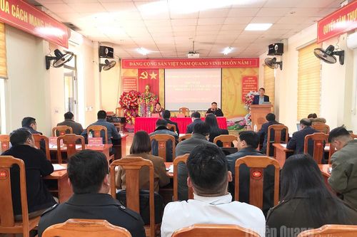 Tổ đại biểu HĐND tỉnh tiếp xúc cử tri tại xã Du Già