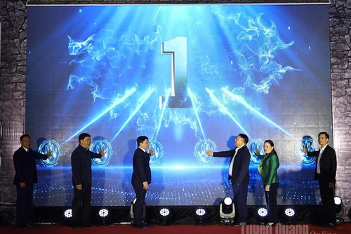 Khai mạc Không gian trưng bày OCOP và thưởng trà Shan tuyết